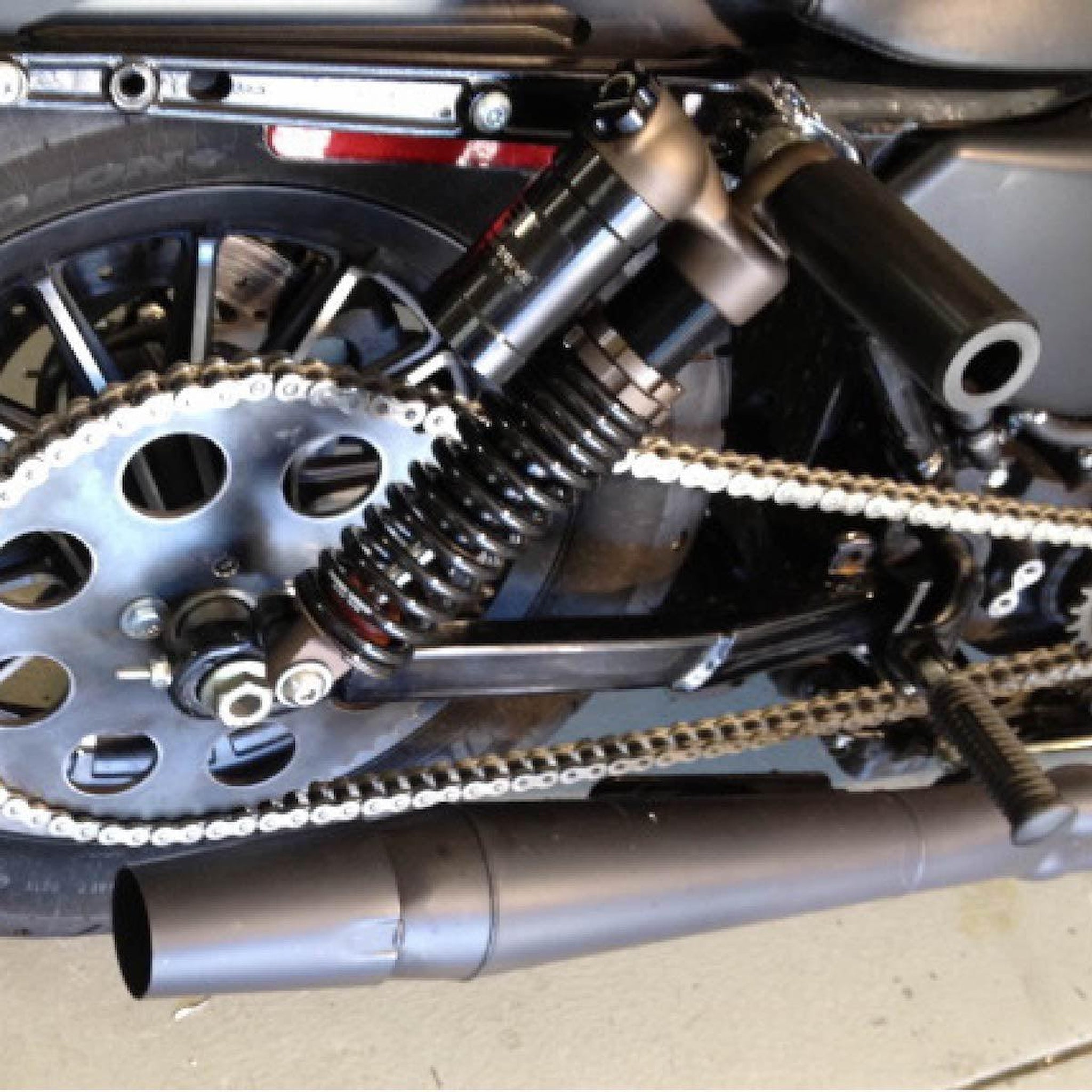 Fxr Frame Rake Bung King Upper Shock Mount Frame Sliders for Dyna, FXR, Sportster ...